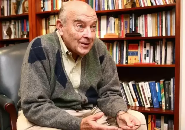 Domingo Cavallo dio su opini�n sobre medidas econ�micas/