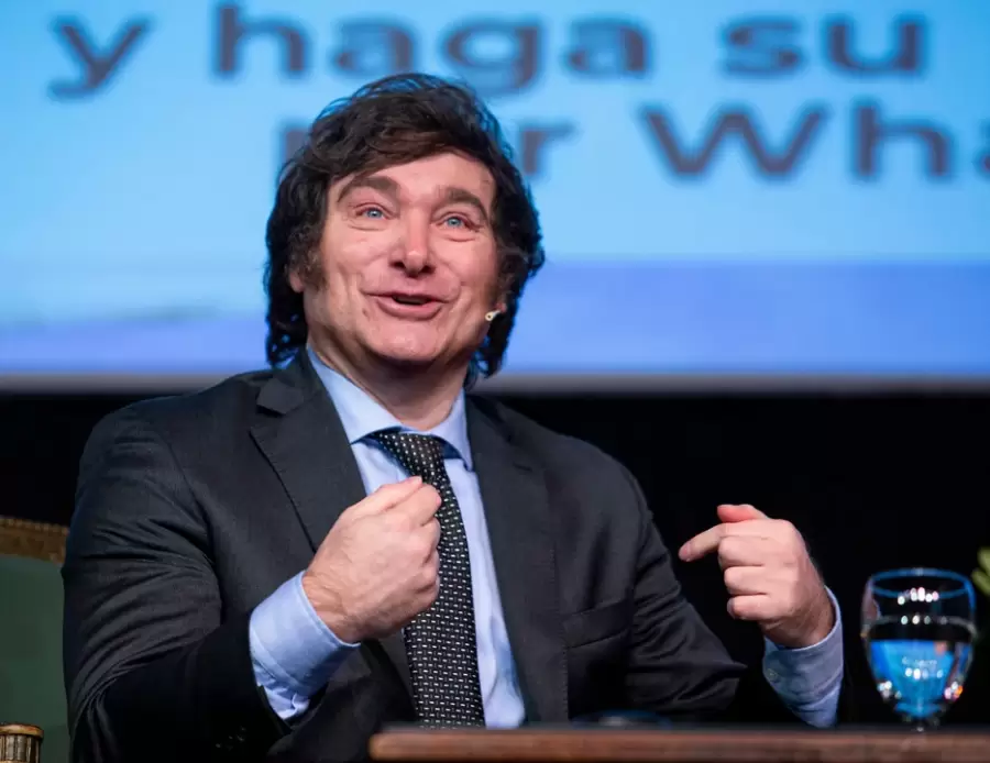 Milei profundiza las diferencias y se aleja del di�logo