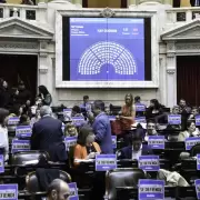 La pol�tica en pleno se lanza a la lucha por asegurar o rechazar el veto presidencial