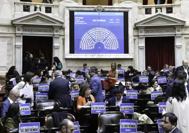 Esfuerzo opositor para reunir los dos tercios de la C�mara de Diputados./