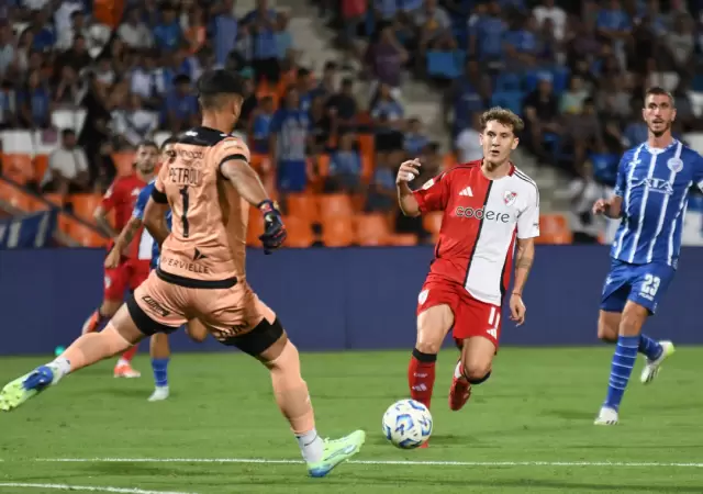 River jugar�a ante Uni�n en Mendoza.