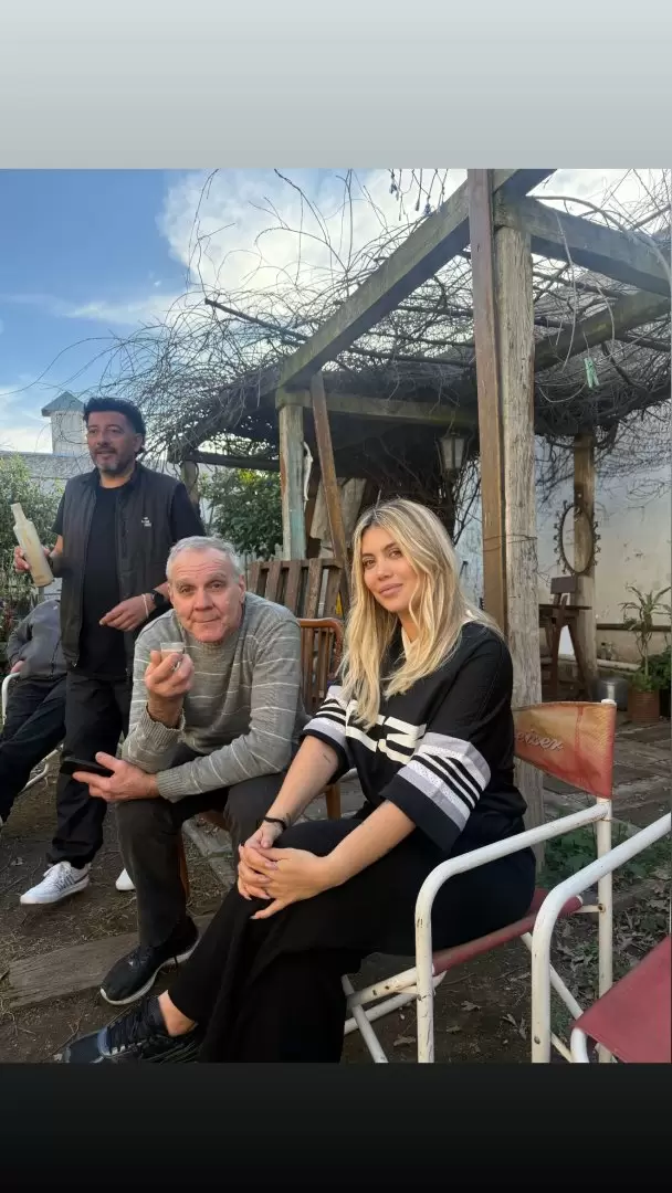 Wanda con la familia de Icardi