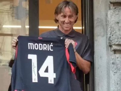 Luka Modric con su nueva casaca