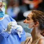 La variante Frankenstein del COVID-19 ya lleg� a la Argentina