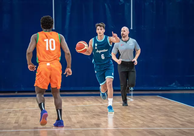 Argentina no pudo ante su par africano.