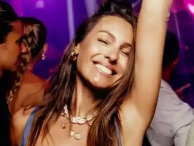Pampita bailando en Ibiza.