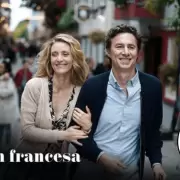 Netflix lanza una comedia rom�ntica con un tri�ngulo amoroso es imperdible