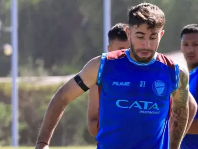 Auzmendi ser� titular en el Tomba.