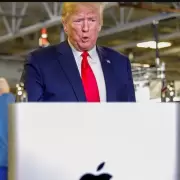Trump anunció un mega arancel del 100% a chips y semiconductores