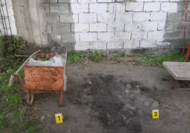 El patio de la casa del horror, donde ya encontraron pruebas que ser�an contundentes contra Jurado. (Foto: web)