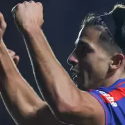 San Lorenzo es l�der en un clima de crisis: triunfazo ante V�lez e intimaci�n de Tinelli