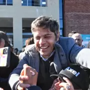 Kicillof volvi� a prometer que "con Fuerza Patria vamos a frenar a Milei"