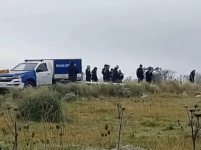 La Polic�a realiz� rastrillajes en busca de pruebas. (Foto: gentileza Cr�nica)