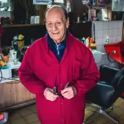 Carlos Luffi, el peluquero más longevo de Mendoza: 91 años de pasión y arte