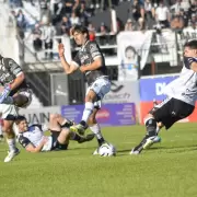 Gimnasia gan� como visitante y sigue firme como el puntero de su zona