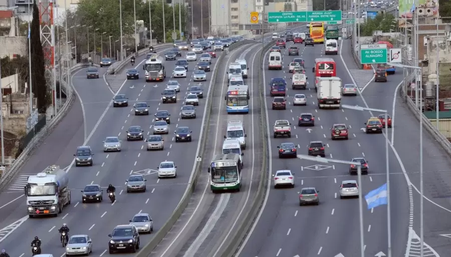 Impuestos alt�simos, precios elevados, y tasas de inter�s que asustan: los motivos para que los coches hayan envejecido tanto.
