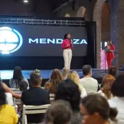 Mendoza lanza una jornada para potenciar a mujeres protagonistas de la economía
