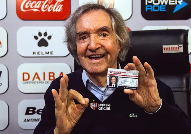 Carlitos era hincha de Chacarita Juniors.