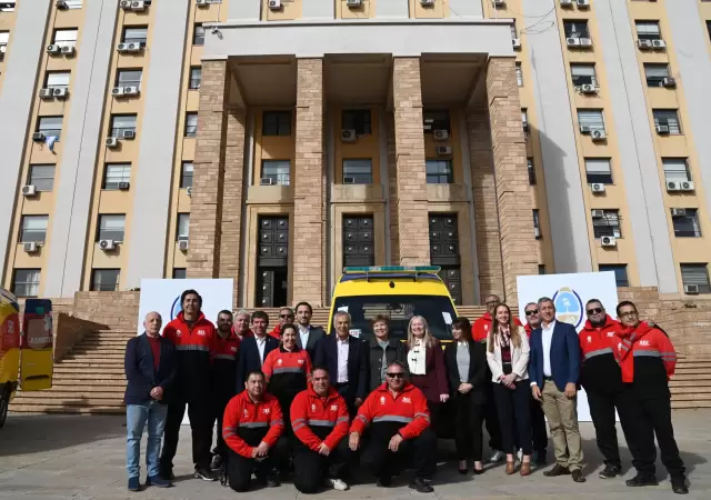 Presentaci�n de ambulancias./