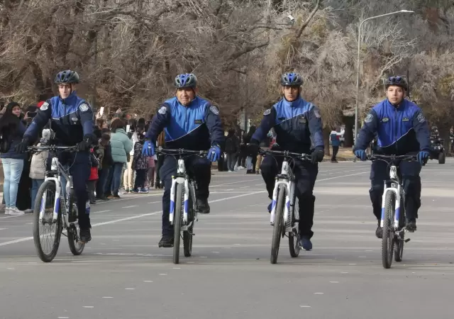 La polic�a en bicicleta detuvo a las mecheras del centro de Mendoza/