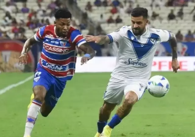 V�lez hizo un buen partido en Brasil