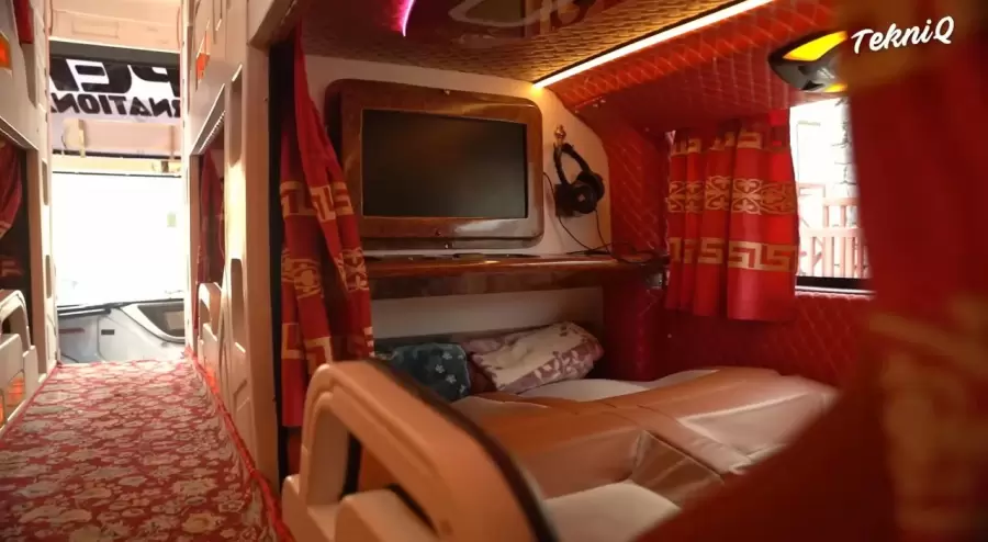 Yutong Master NOVA Bus