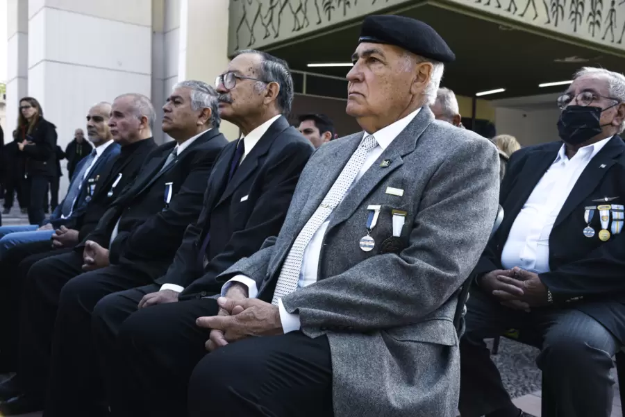 La propuesta intenta reparar el reconocimiento de aquellos comprovincianos que fueron parte de la guerra que se desat� el 2 de abril de 1982.