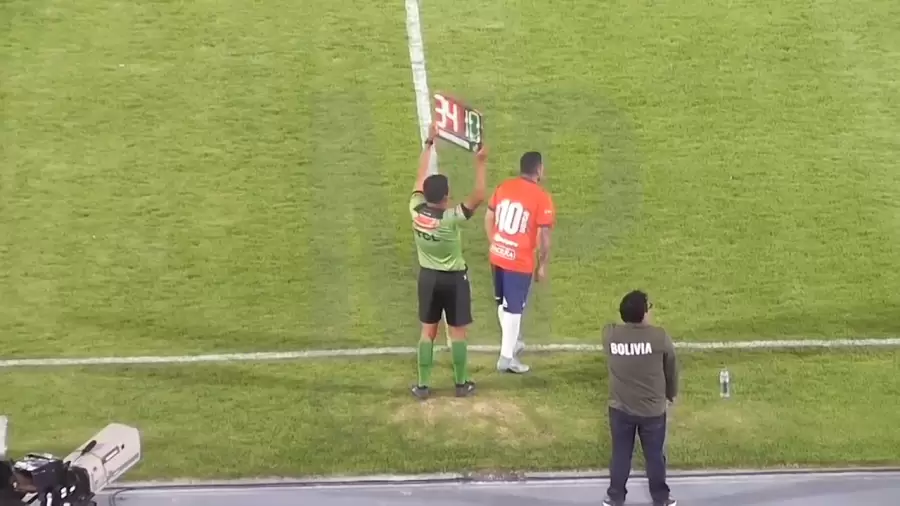 Pochi Ch�vez utiliz� la camiseta 10 del Wilstermann.