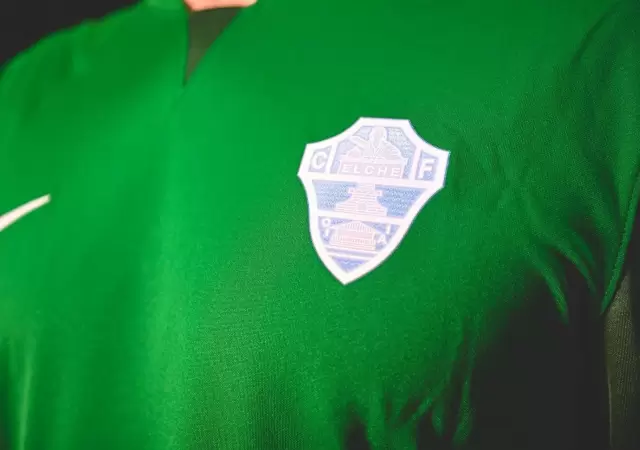 Elche present� a Federico Redondo.