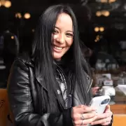 Paula Caniglia, la mendocina que gana dinero siendo novia virtual