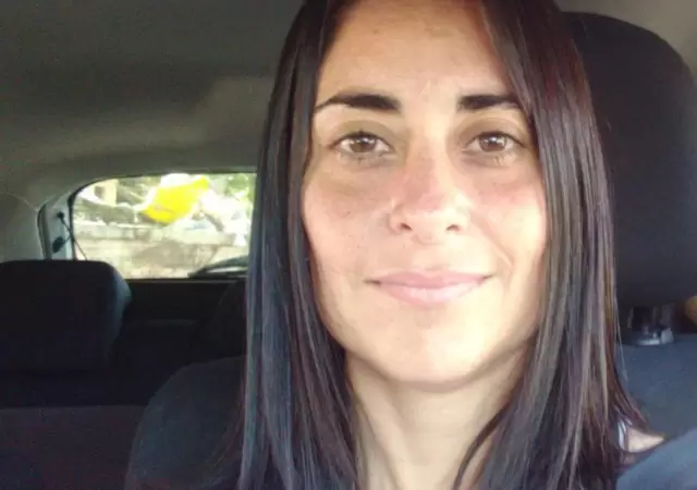 Eliana Adi, due�a de la f�brica de papel El Lagarto.