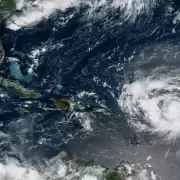 El Huracán Erin se prepara para azotar el Caribe