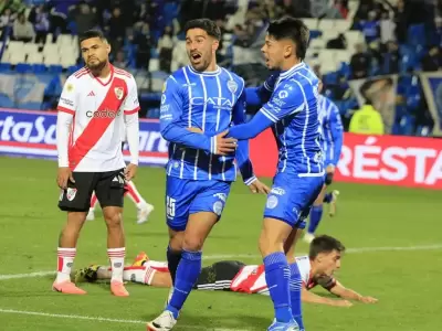 El Tomba visita a River en el M�s Monumental.
