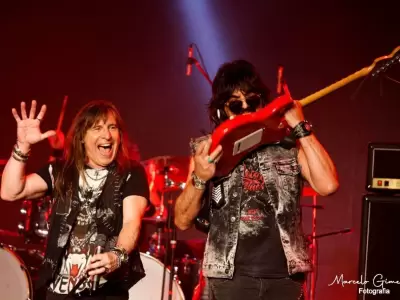 La leyenda de Rata Blanca contin�a.