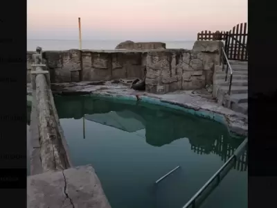 Abandono total del ex  Aquarium Mar del Plata.