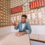 Prime Video estrena la serie de viajes Superguide con Agustín Neglia