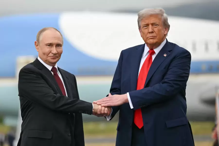 "Obviamente, si hay que hablar de ganadores y perdedores en esa reuni�n, el que claramente gan� fue Putin" (A. Simonoff)