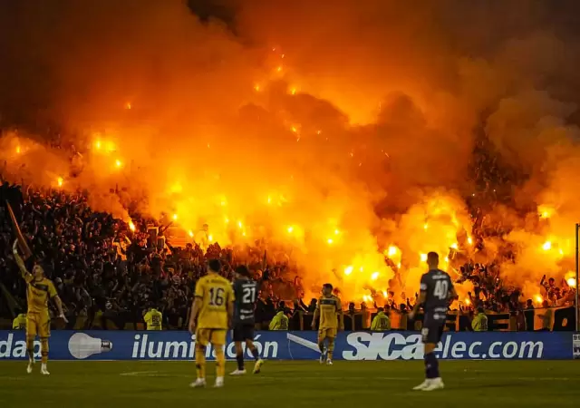 El recibimiento de los hinchas de Boca.