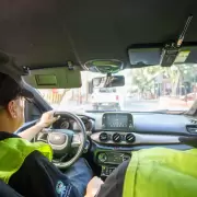 Preventores lograron con su rapidez agarrar a un ladr�n que robo a una turista