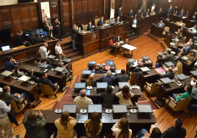 Sesi�n del Senado de Mendoza