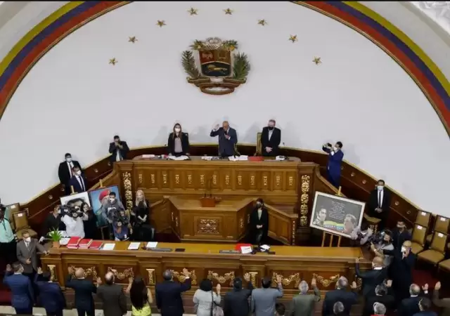 Los legisladores leales a Maduro se pronunciaron en�rgicamente en contra de Estados Unidos.