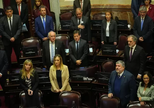 EL bloque K tuvo su sesi�n so�ada