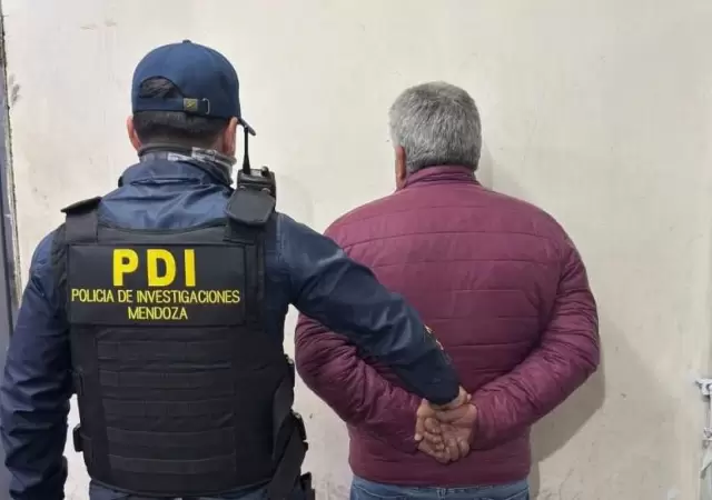 Una de las doce personas detenidas en el procedimiento. (Fuente: Ministerio de Seguridad y Justicia)