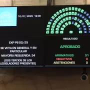 "Al Gobierno le est�n empezando a entrar algunas balas", seg�n Florencia Filadoro