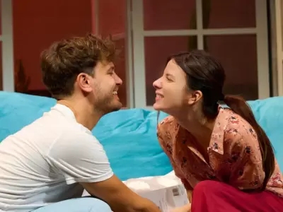 Gimena Accardi y Andr�s Gil en la obra que protagoniza/ Fuente: Web