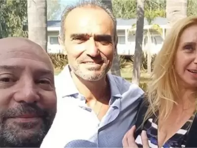 Diego Spagnuolo junto a Lule Menem y Karina Milei./