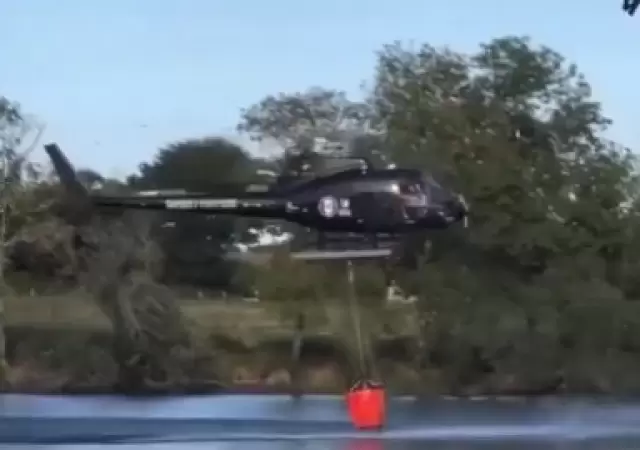 Helic�ptero bombero/ Fuente: Captura de pantalla