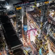Videos: YPF instal� el nuevo reactor y transforma la refiner�a de Luj�n de Cuyo