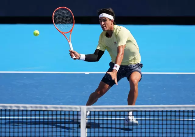Francisco Comesa�a salv� la ropa argentina