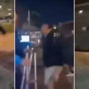 VIDEO / Incre�ble escena en el Puente de la Mujer entre un polic�a y un vendedor ambulante
